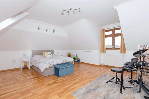 5 bedroom detached house for sale, Mill Lane, Worthing