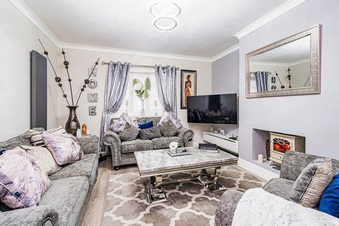 undefined, Tozer Street, Tipton
