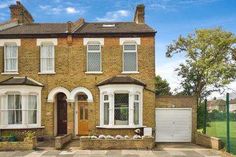 Bell Road, Enfield