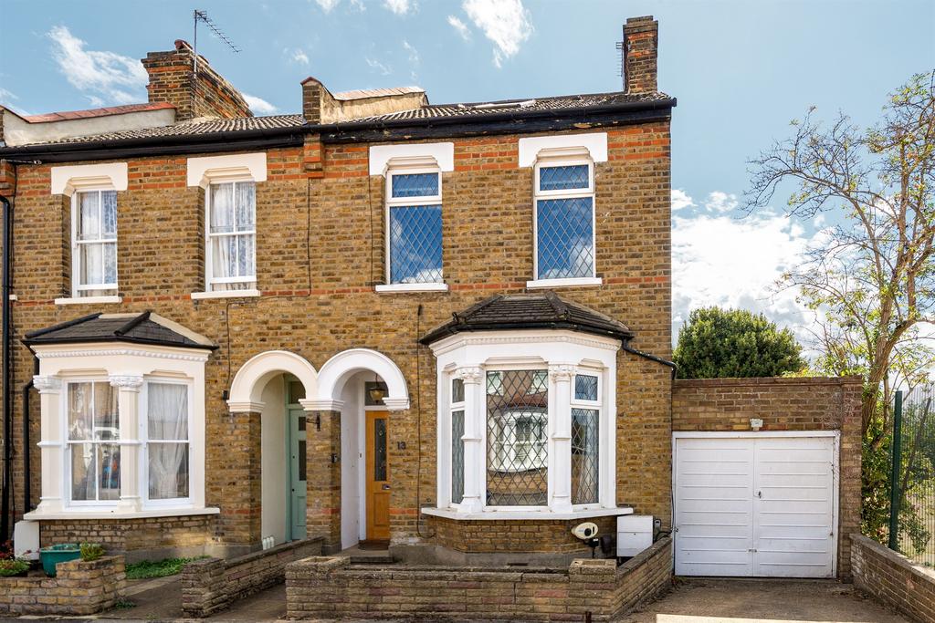 Detached house exterior, garage