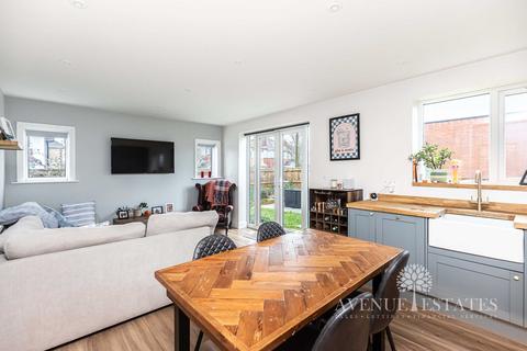 2 bedroom flat for sale, Corhampton Road, Bournemouth BH6