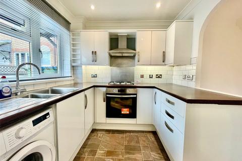 2 bedroom terraced house to rent, Winifred Road, Erith, Kent, DA8