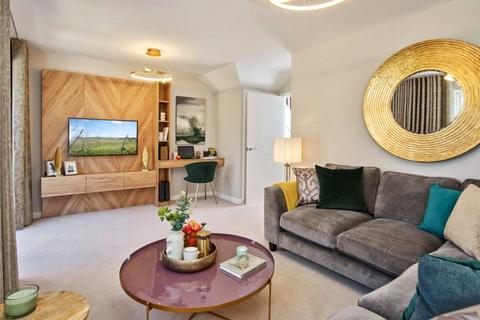 3 bedroom semi-detached house for sale, Highlands Lane, Rotherfield Greys, Henley-on-Thames, Oxfordshire, RG9