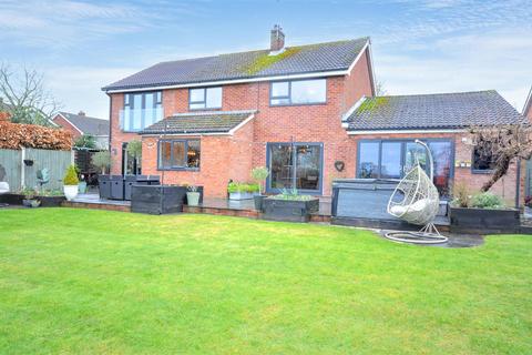 5 bedroom detached house for sale, Fairbanks Walk, Swynnerton, Stone