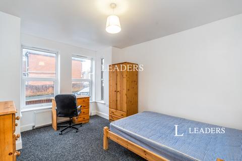 undefined, Sandhurst Road, SO15