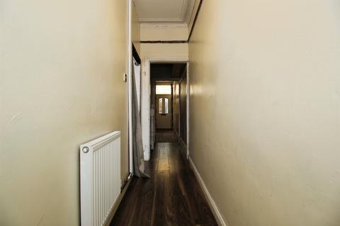 2 bedroom terraced house for sale, Wauchope Street, WAKEFIELD