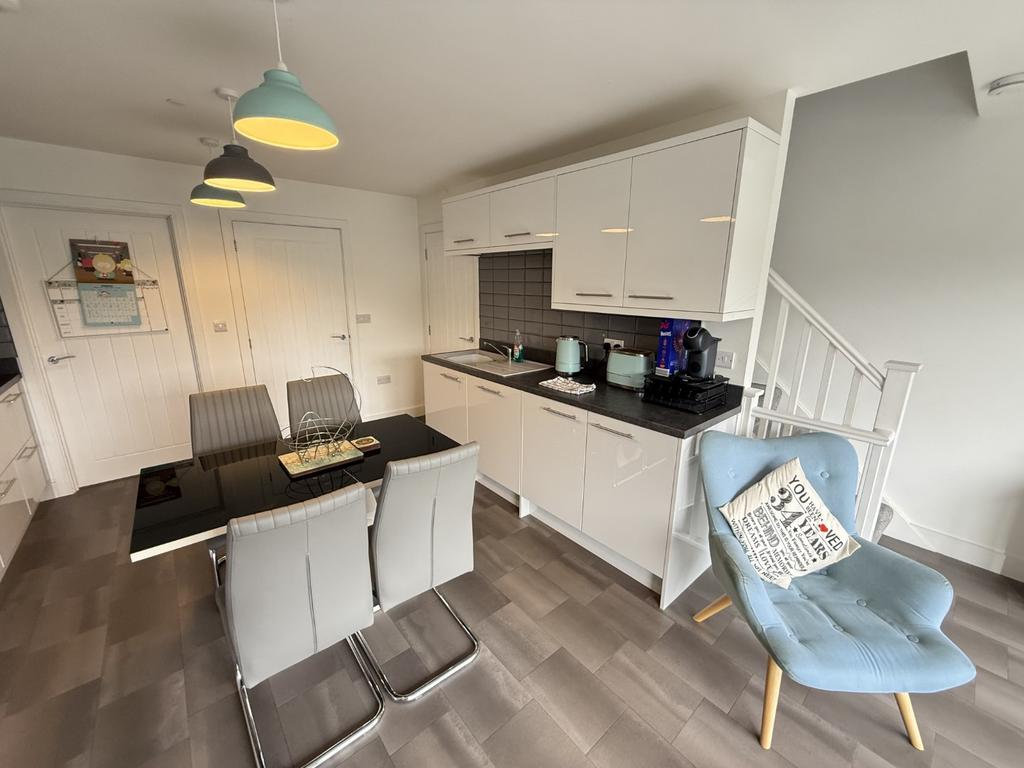 Family Room/Kitchen