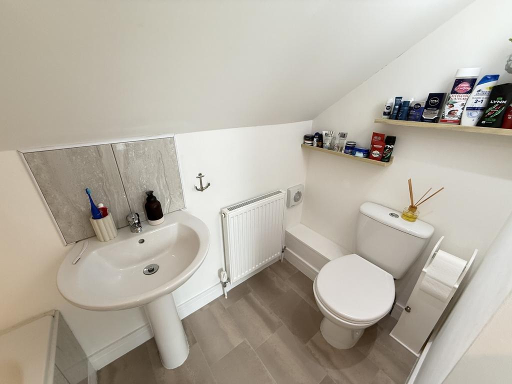 En Suite Bathroom