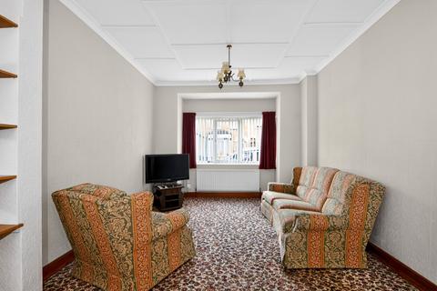 2 bedroom terraced house for sale, Hewish Road, London, N18