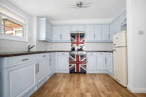 2 bedroom flat for sale, Sutton Place, Bexhill on Sea TN40