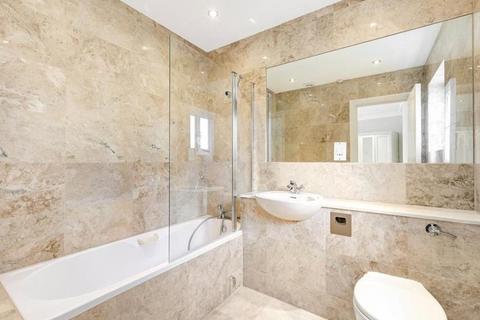 3 bedroom apartment to rent, Avenue Road, London NW8