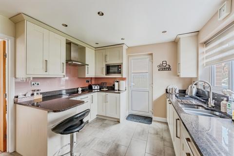 4 bedroom detached house for sale, Fermandy Lane, Crawley Down, Crawley