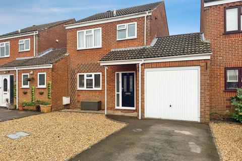 Larkspur Gardens, Southampton SO45