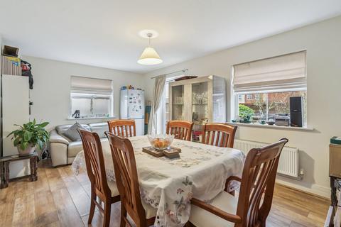 4 bedroom townhouse for sale, Benjamin Lane, Slough SL3