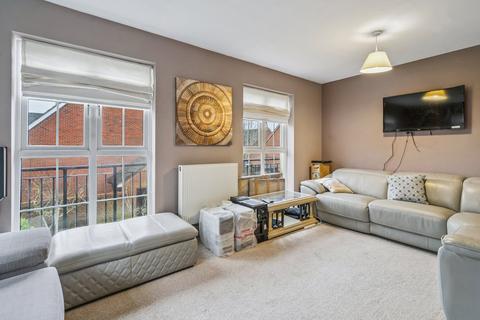 4 bedroom townhouse for sale, Benjamin Lane, Slough SL3
