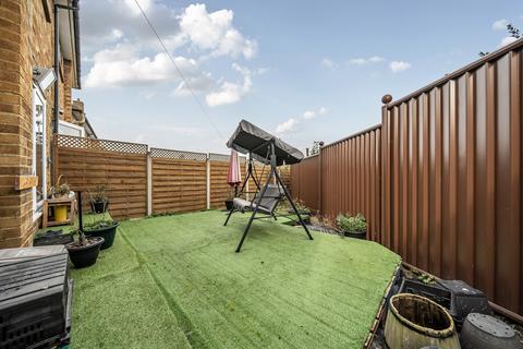 3 bedroom semi-detached house for sale, Milton Road, Welling