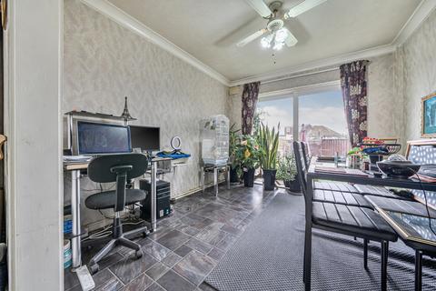 3 bedroom semi-detached house for sale, Milton Road, Welling
