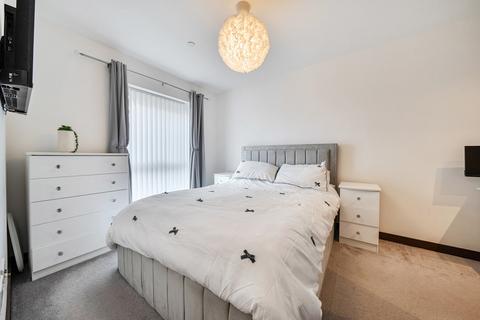 2 bedroom apartment for sale, Victoria Avenue, Southend-on-Sea, Essex