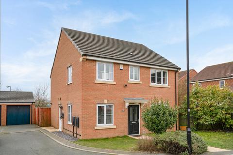 5 bedroom detached house for sale, Hardwicke Close, York