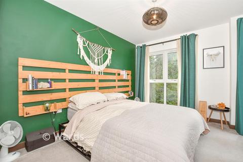 2 bedroom apartment for sale, Adeline Heights, Maidstone ME14