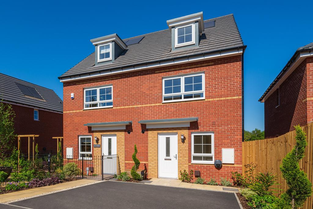 3 bedroom terraced house for sale