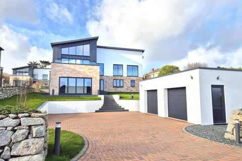 5 bedroom detached house for sale, North Corner, Helston TR12