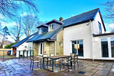 undefined, Darren Ddu Road, Ynysybwl, CF37