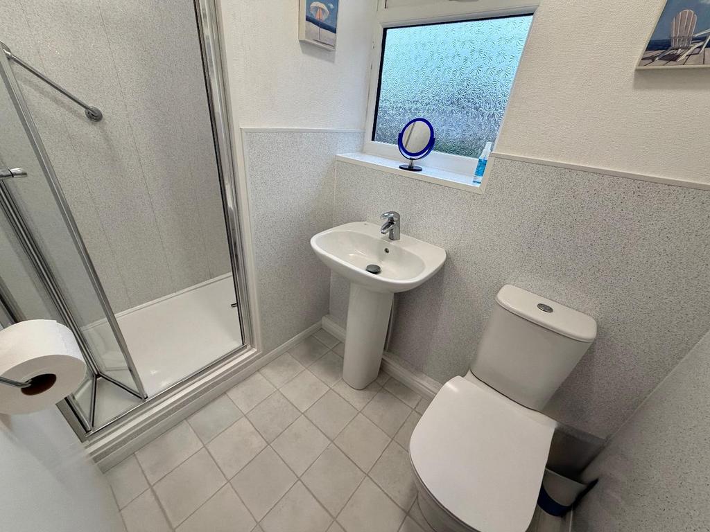 Shower Room/w.c.