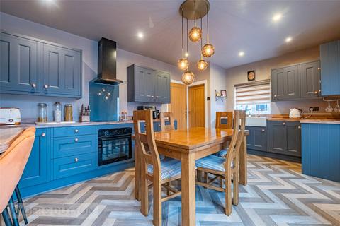 3 bedroom semi-detached house for sale, Lincoln Avenue, Liversedge, West Yorkshire, WF15