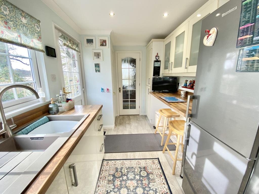Kitchen/Breakfast Rm
