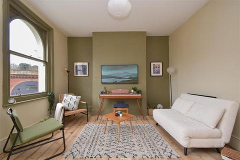 1 bedroom apartment for sale, Braybrooke Terrace, Hastings