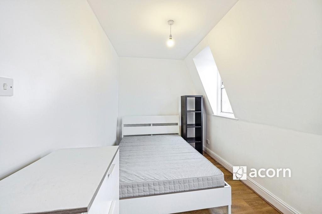 Bedroom (2)
