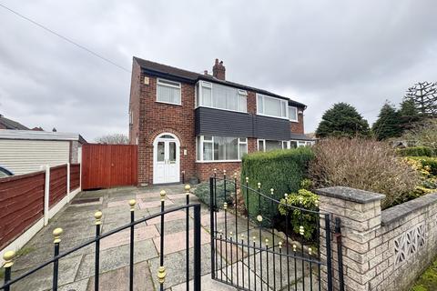 3 bedroom semi-detached house for sale, Aysgarth Avenue, Gorton