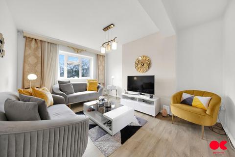 undefined, Bell Avenue, Romford RM3