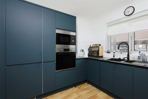 3 bedroom townhouse for sale, Windward Quay, Eastbourne
