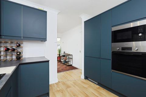3 bedroom townhouse for sale, Windward Quay, Eastbourne