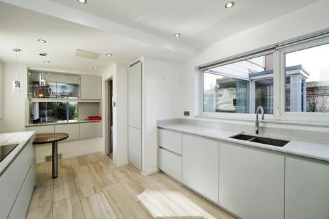 4 bedroom detached house for sale, Derby Road, Draycott, Derby