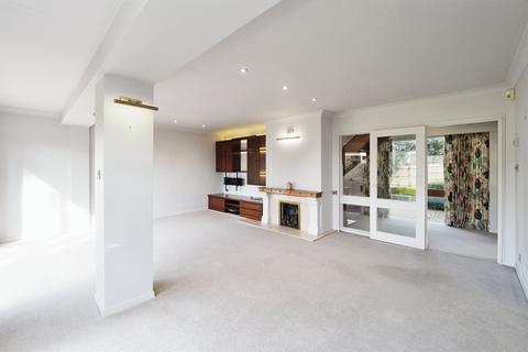 4 bedroom detached house for sale, Derby Road, Draycott, Derby