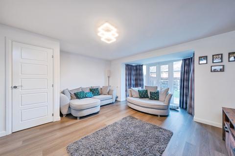 4 bedroom terraced house for sale, Needlepin Way, Buckingham