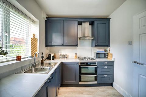 2 bedroom end of terrace house for sale, Coanwood Gardens, Lobley Hill