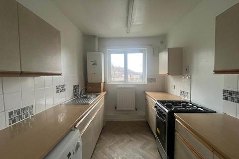 2 bedroom flat to rent, Nidderdale House , Hyrstlands Road, Batley