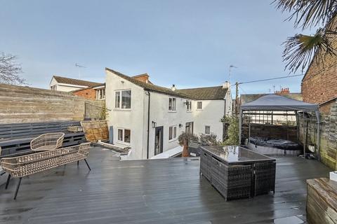 3 bedroom detached house for sale, Ivy Cottage, 35 New Street, Weedon, NN7 4QS