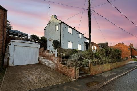 3 bedroom detached house for sale, Ivy Cottage, 35 New Street, Weedon, NN7 4QS