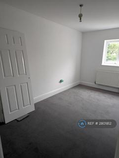 2 bedroom flat to rent, Sweyn Road, Margate, CT9