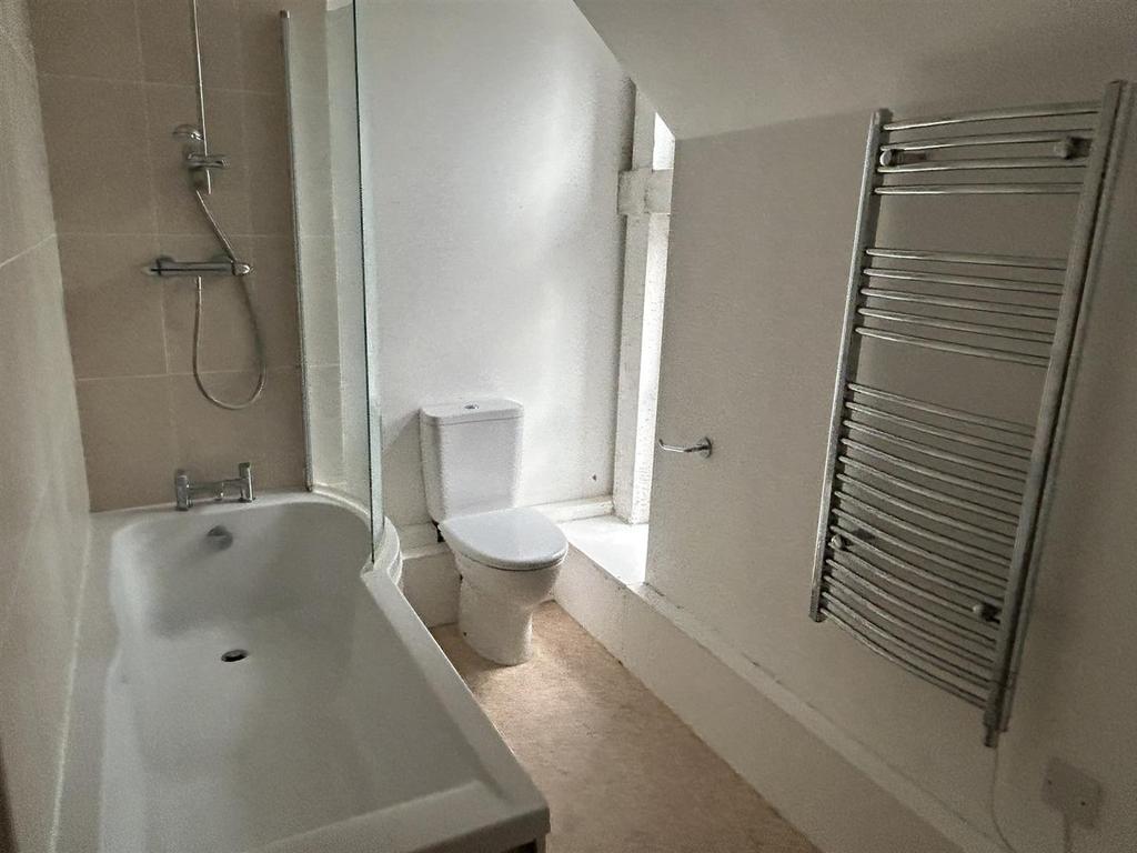 Bathroom.JPEG
