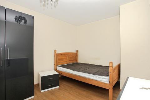 4 bedroom terraced house for sale, Park Lane, Peterborough