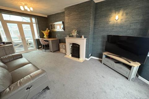 3 bedroom semi-detached house for sale, 230 Broadway, Chadderton