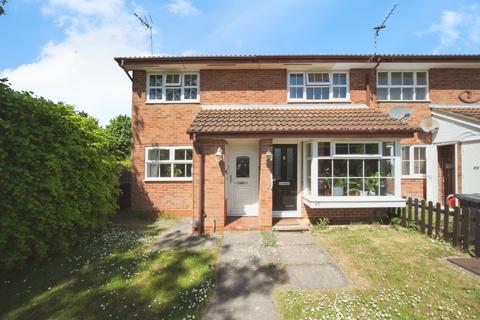 undefined, Campania Grove, Luton