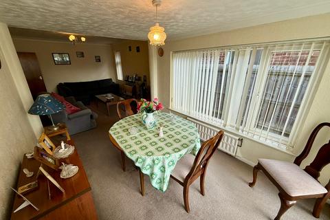 2 bedroom detached bungalow for sale, Fulbridge Road, Peterborough