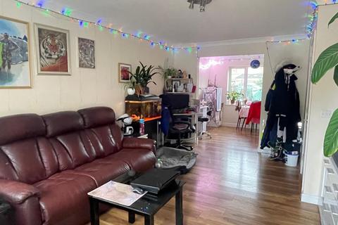 3 bedroom semi-detached house for sale, Atkinson Street, Peterborough